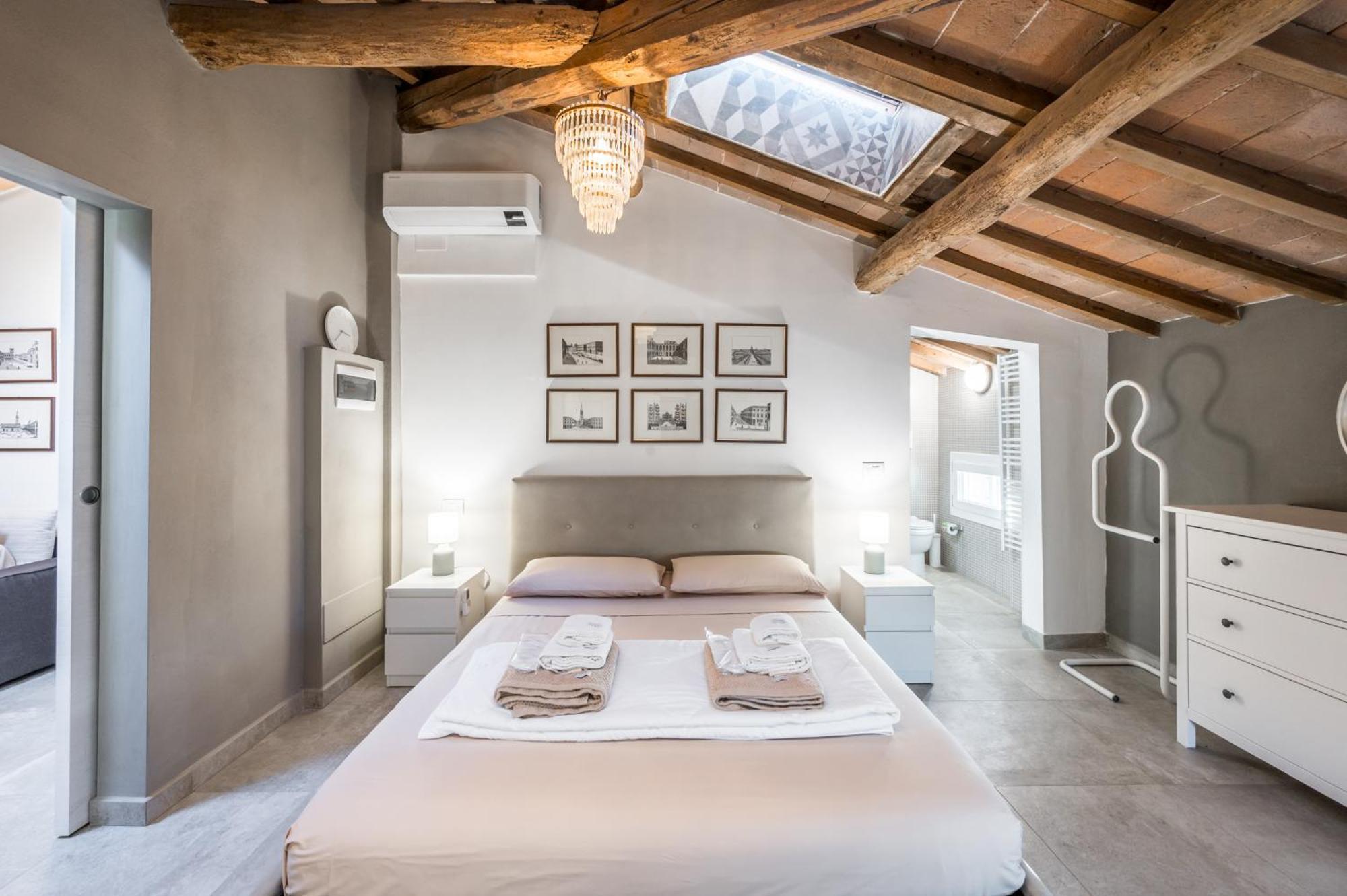 Bed & Breakfast La Casa Di Valeria - Modena